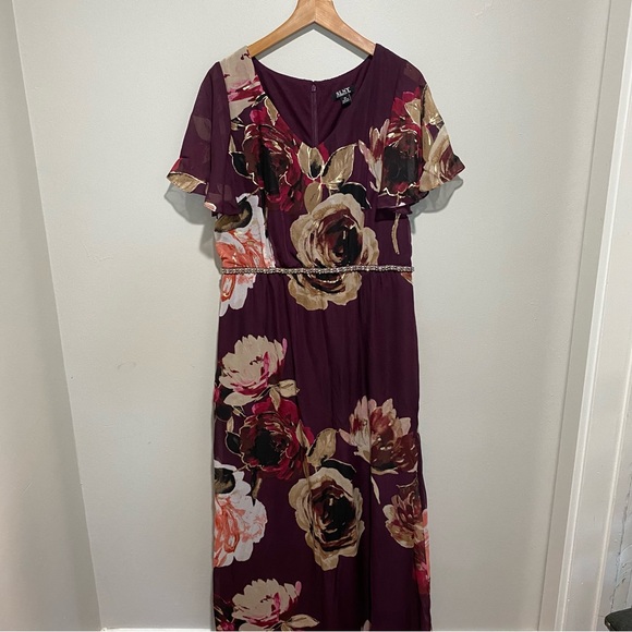 SLNY Women's Floral Maxi Dress in Purple Size 10 - Picture 1 of 15